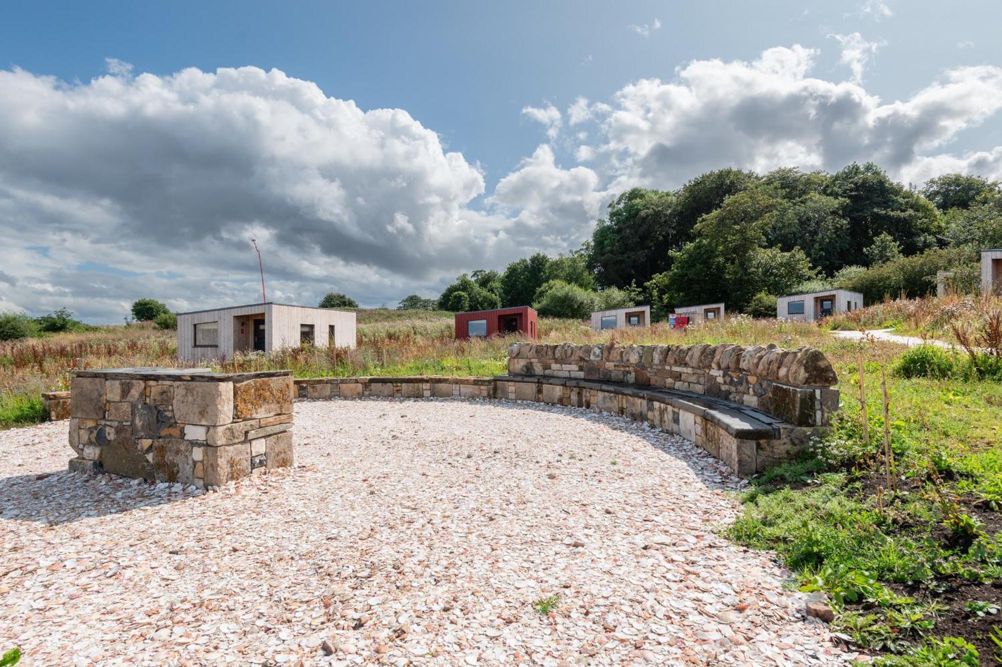 Rustic Cabins, Sea Views From Rewilded Farm With Highland Cows St Andrews Eksteriør bilde