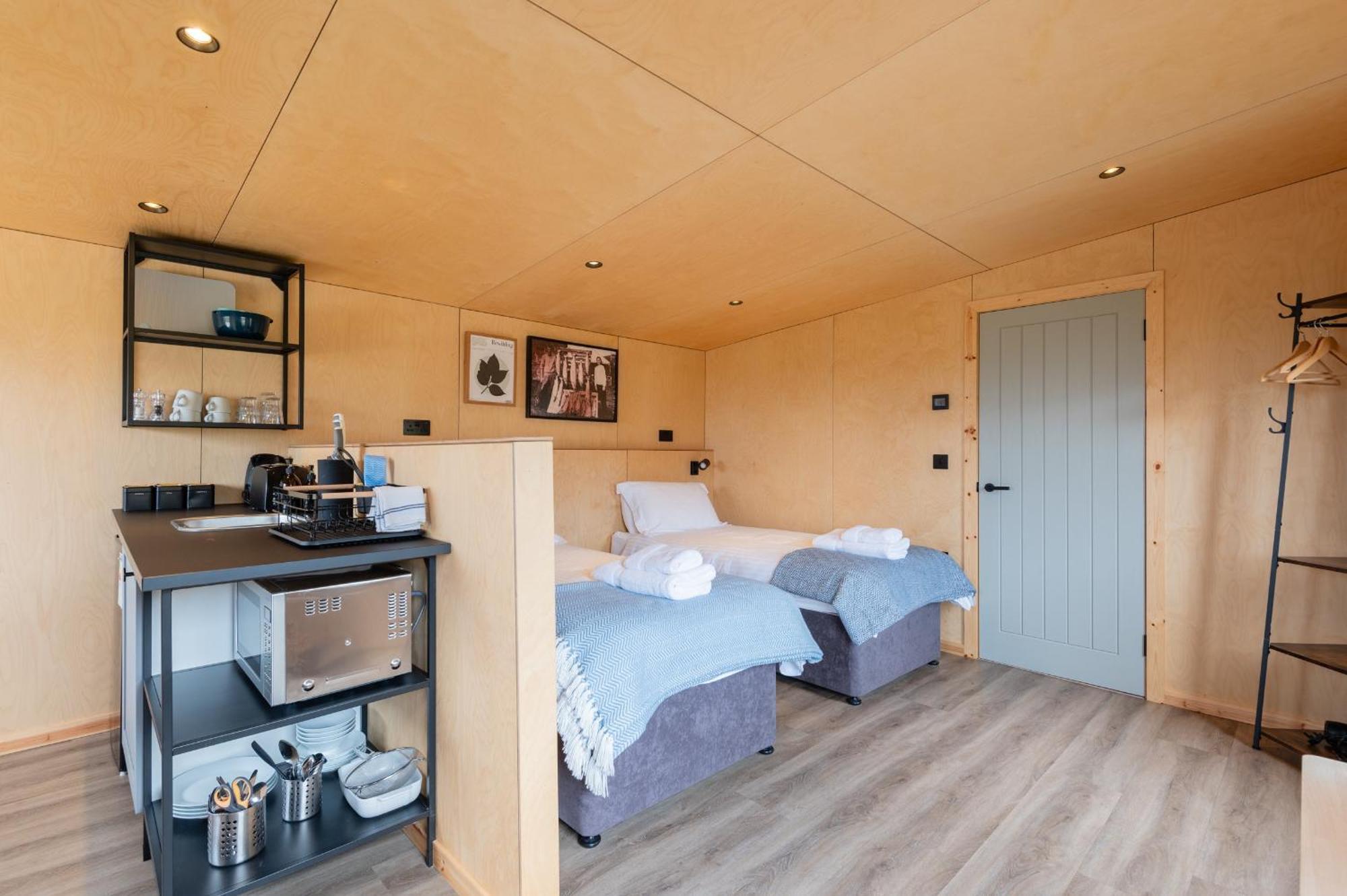 Rustic Cabins, Sea Views From Rewilded Farm With Highland Cows St Andrews Eksteriør bilde