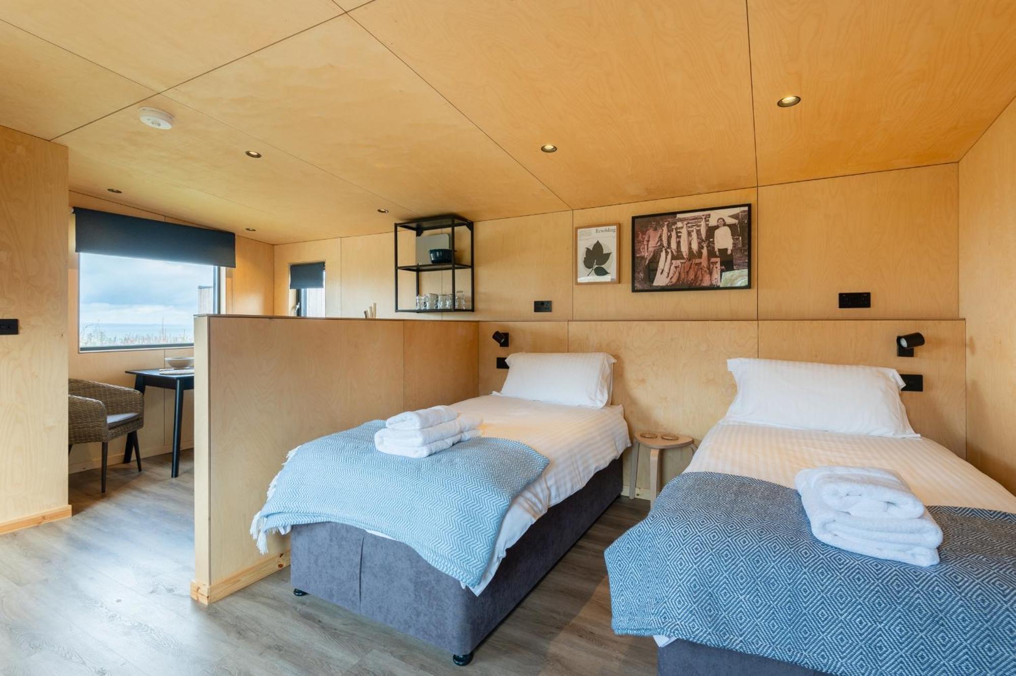 Rustic Cabins, Sea Views From Rewilded Farm With Highland Cows St Andrews Eksteriør bilde